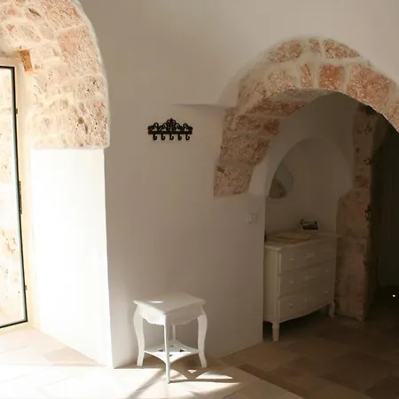 בית נופש Antico Trullo Ulmo צ'לייה מספיקה