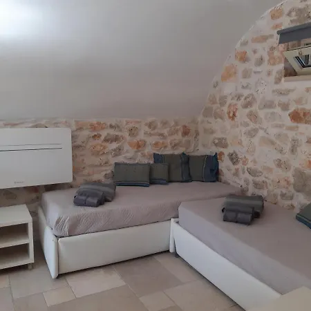 Antico Trullo Ulmo * Ceglie Messapica