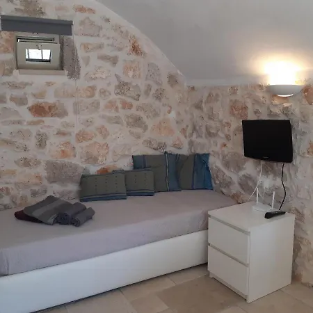 Antico Trullo Ulmo צ'לייה מספיקה